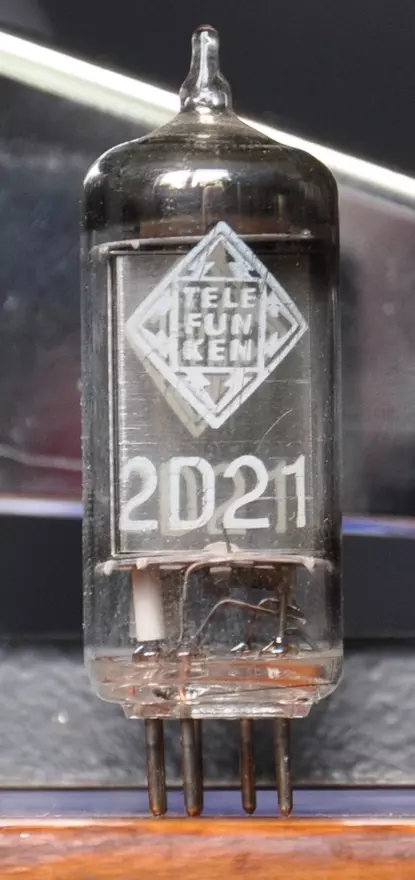 2D21