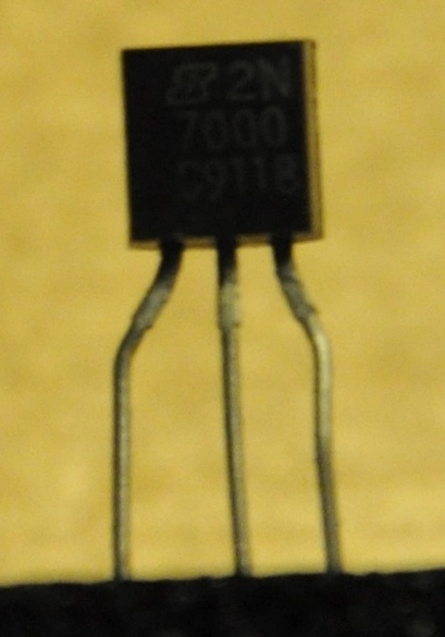 2N7000