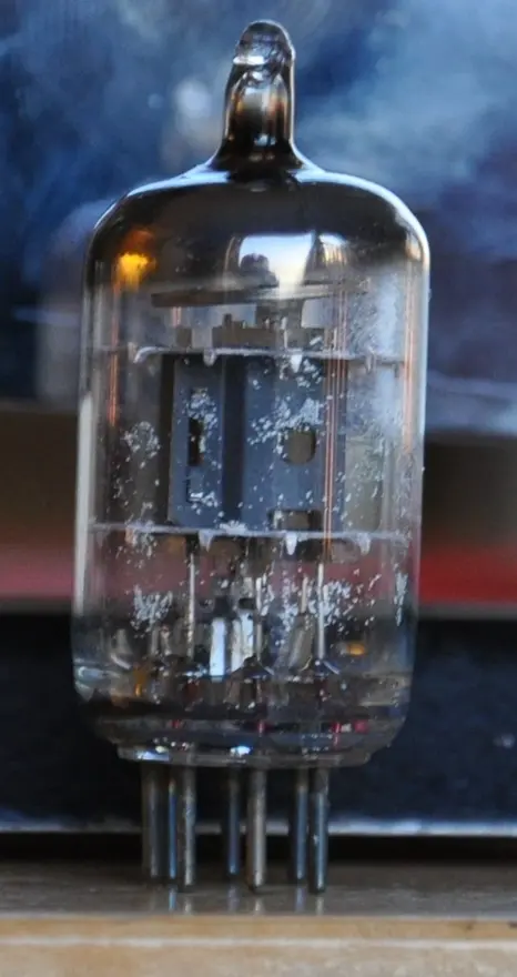 5654W