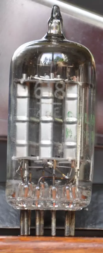 6T8