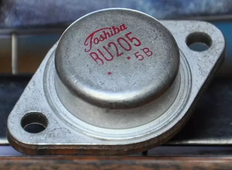 BU205