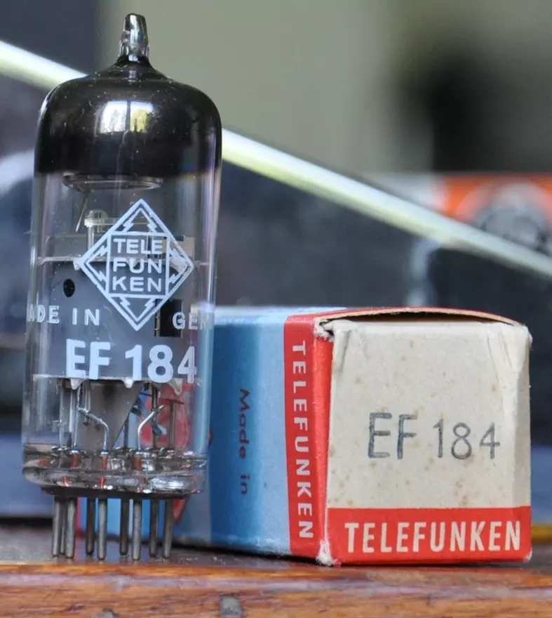 EF 184