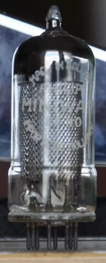 EF 40