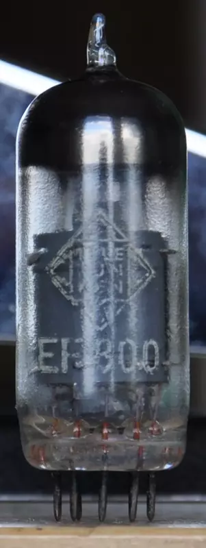EF 800