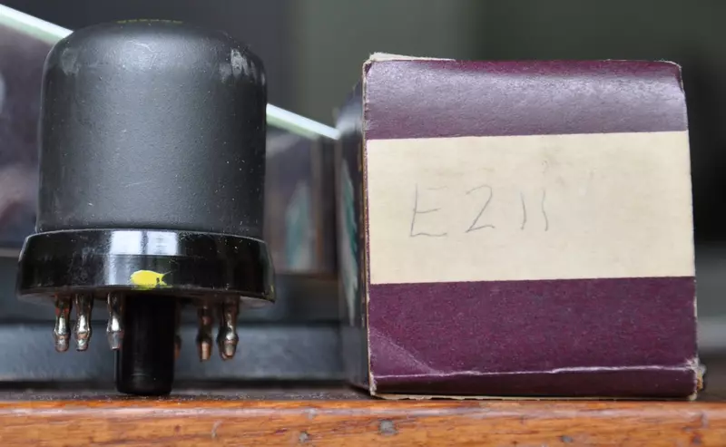 EZ 11