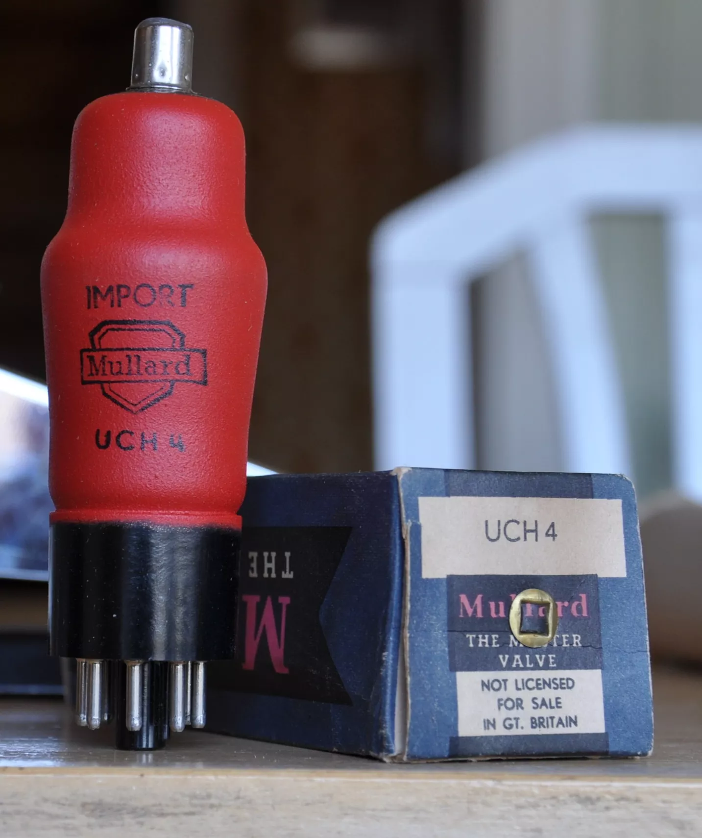 UCH 4