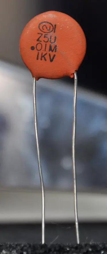 Z5U001M1KV